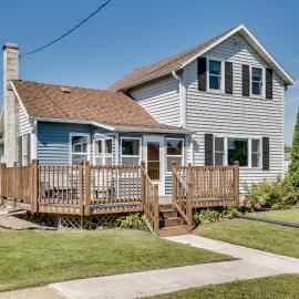 Jackson County ATV Trail Access: Merrillan Home!、Merrillanのホテル