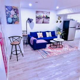 Modern Comfort Stay Near Airport, hôtel à Edmonton