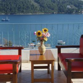 Agnàntema Portside Stays Skiathos: İskados şehrinde bir otel