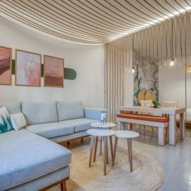 Agrius - Elegant Studio & Balcony in Batroun, Hotel in Ad Dawrah