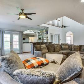 Luxury Estate- Private Yard • 2 King Beds