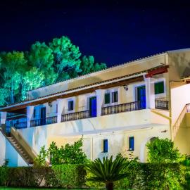 Marini Apartments, hotel v destinaci Moraitika
