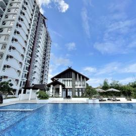 1BR Studio with WiFi and Pool Access, hotel di Mactan Island