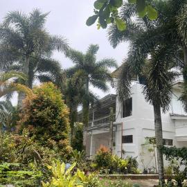 Powers Guest House and Resort, хотел в Диполог