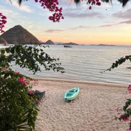 Waecicu Eden Beach Hotel, hotel in Labuan Bajo