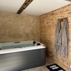 Maison avec jacuzzi privatif