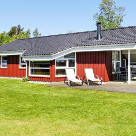 4 star holiday home in Hals, hotel v destinácii Hals