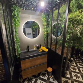Love room avec spa privatif et salle de jeux adultes: Beauvais'de bir otel