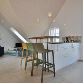 Alte Schule - Modernes Oberstübchen, hotell sihtkohas Baustert