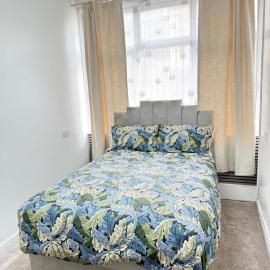 Deluxe Centre Private Apartment - Self Check In - Cctv - Free Parking