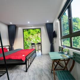 Strawberry Ha Giang Loop Tour, Motorbike Rental & Rooms