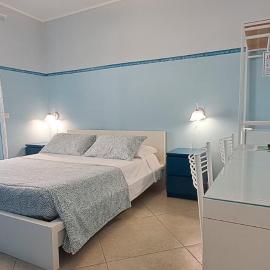 Guest House Roma Express, hotel u gradu Ladispoli