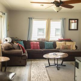 Pet Friendly 6 Guest Stay w Yard, hotel in Billings