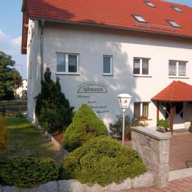 Hotel & Pension Aßmann, khách sạn ở Hochkirch