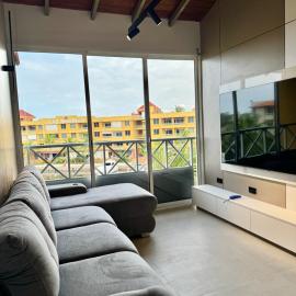 Apartamento Lecheria 2 Hab 2 Baños Terraza Planta Eléctrica - De Lujo