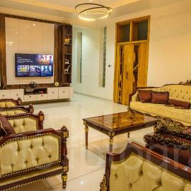 Enugu-LuxVilla 4 BEDROOM LUXURY DUPLEX, hotell i Enugu