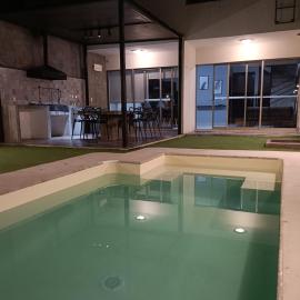 New House with Private Pool, ξενοδοχείο σε Manzanillo