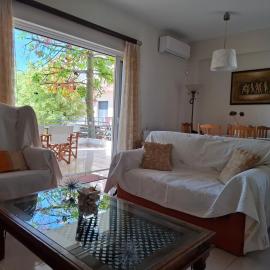 Αρχαία Κόρινθος Μεζονέτα, khách sạn ở Korinthos