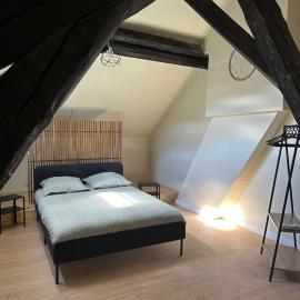 Appartement cosy gare chateaucreux