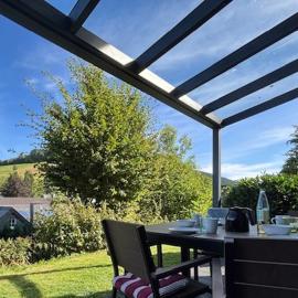 Schmallenberg में, होटल Schöne Aussicht Sauerland - kühle Wohnung - Familienurlaub mit Hund