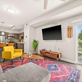 2BR Downtown SLC Hot Tub Free Parking, hotel in Salt Lake City