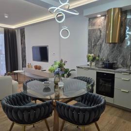 Apartament Kwiatowy DeLux, khách sạn ở Sanok
