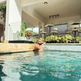 Luxury 3-Bedroom Penthouse, Punta Cana, Pool-BBQ-Beach Access-Private Rooftop-Padel, hotel in Punta Cana