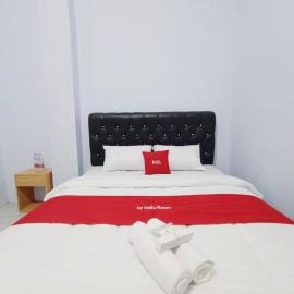 Guest House AA Syariah Pekalongan by Hello Room, hotel u gradu Pekalongan