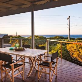 Grace - Stunning Oceanview Escape on Cowaramup Bay, hotel di Gracetown