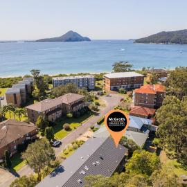 9-12 Weatherly Cl - Air Con, Secure parking close to the water