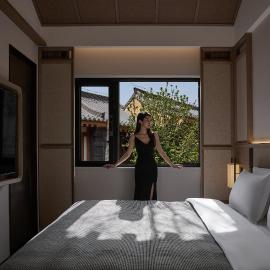 Floral Lux Hotel Luoyang Xiangshan Courtyard Private Hot Spring Retreat Inn, хотел в Longmen