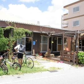 Minshuku Agaihama, hotel a Yonabaru