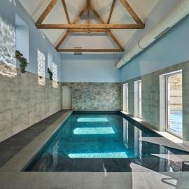 Les Campanes - Gîte Wellness 8 pers avec Piscine intérieure & Sauna - Proche Mons, khách sạn ở Vellereille-le-Sec