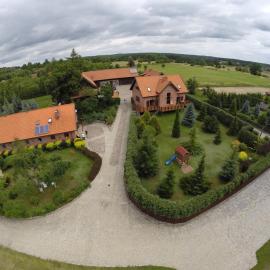 Stajnia Lipowo 45, Hotel in Lipowo