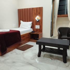 Nandi residency, hotel in Dharwad