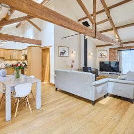 Host & Stay - Rupert's Barn