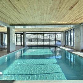 ARC 1600, LE RIDGE, Appartement 07 personnes Vue Montagne - ski aux pieds - Sauna, Hammam, Piscine, Salle de salle de sport-fitness, hotel in Arc 1600