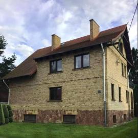 Willa JaMie przy trasie rowerowej Barlinek - Choszczno, Hotel in Zamęcin