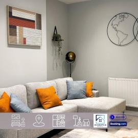 Weekly Deal- 4BDR House By Homestyles Hosts Short Lets & Serviced Accommodation Suffolk With Private En-Suite & Free Parking