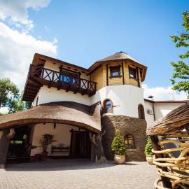 Ecopark VII NEBO, hotel in Kirovskoye