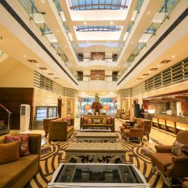Hotel Royal Cliff, khách sạn ở Kānpur