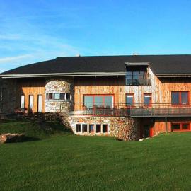 Large Home with Sauna, Ovifat, Hotel in Ovifat