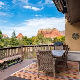Spacious Sedona Splendor with Community Spa & Pool