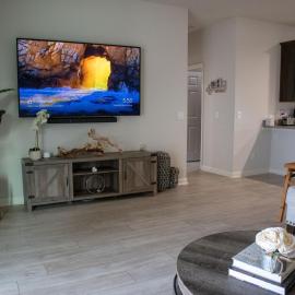 Modern Home in Palm Bay, Hotel in Palm Bay