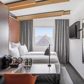 B&B Hotel Hamburg-Airport, хотел в Хамбург