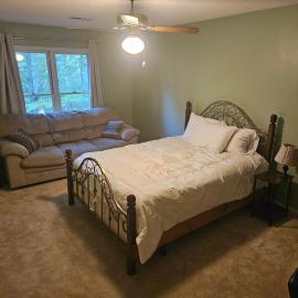 Private Suite on Wooded Lot Near Memphis and BOC, hotel en Bartlett
