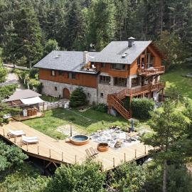 Minds & Mountains Eco Lodge、ラ・モリーナのホテル