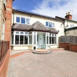 Air-Con Cosy Cottage in Harvington