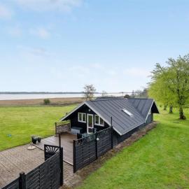 Holiday Home Henrieke - 250m to the fjord by Interhome