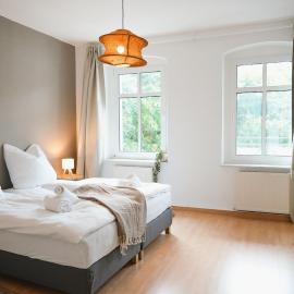 Lichtdurchflutete Altbauwohnung direkt an der Oder, hotel en Frankfurt de Oder